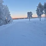 Aurora Haven- Jaervenrantamoekki, Oma Sauna Ja Rauha Vanttauskoski