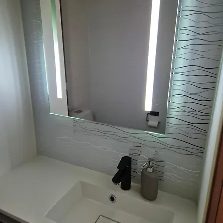 Casa vacanze Aurora Haven- Jaervenrantamoekki, Oma Sauna Ja Rauha Vanttauskoski